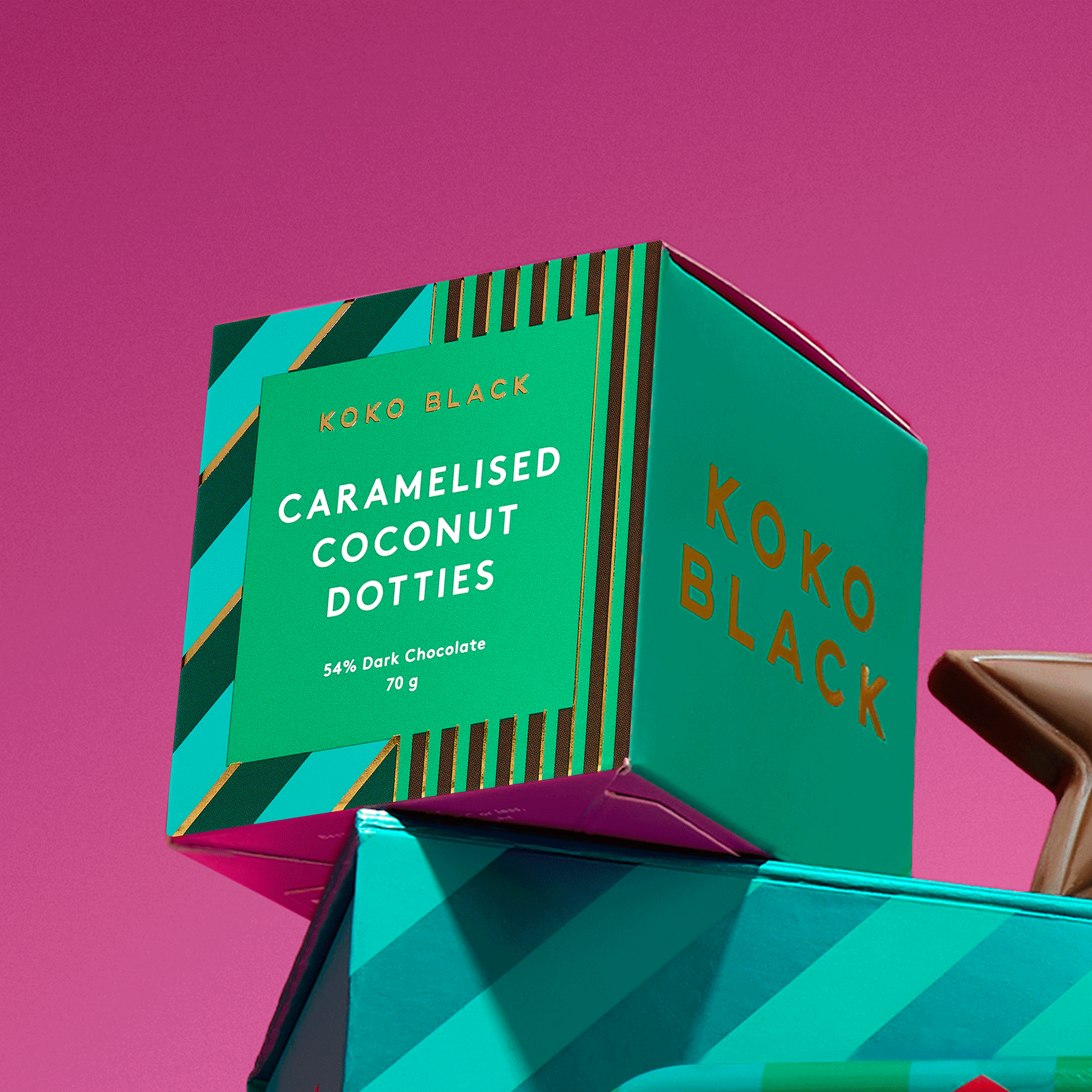 Caramelised Coconut Dotties Cube | Dark Chocolate