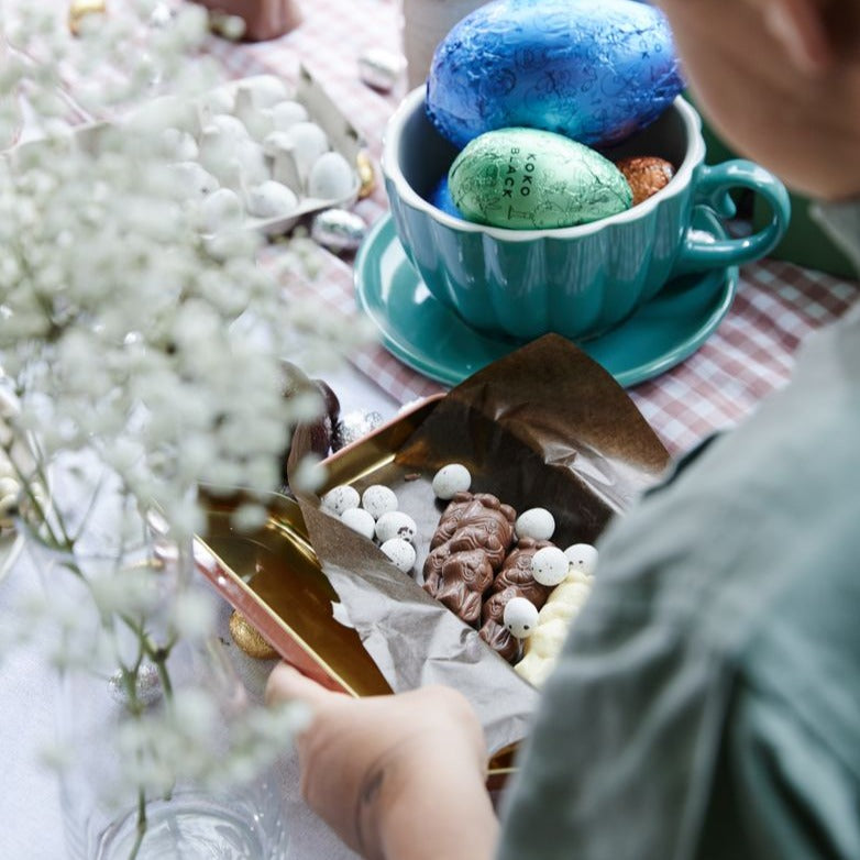 Bunnies and Speckled Eggs Discovery Tin | Milk & 54% Dark Chocolate